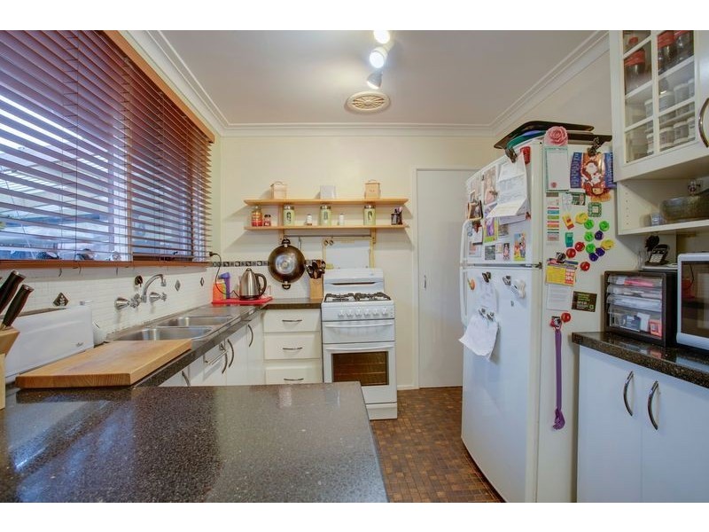 20 Streeton Road, Bayswater VIC 3153