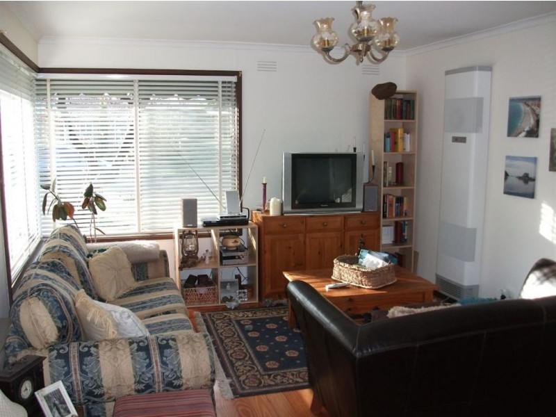 1/5 Violen Street, Bayswater VIC 3153