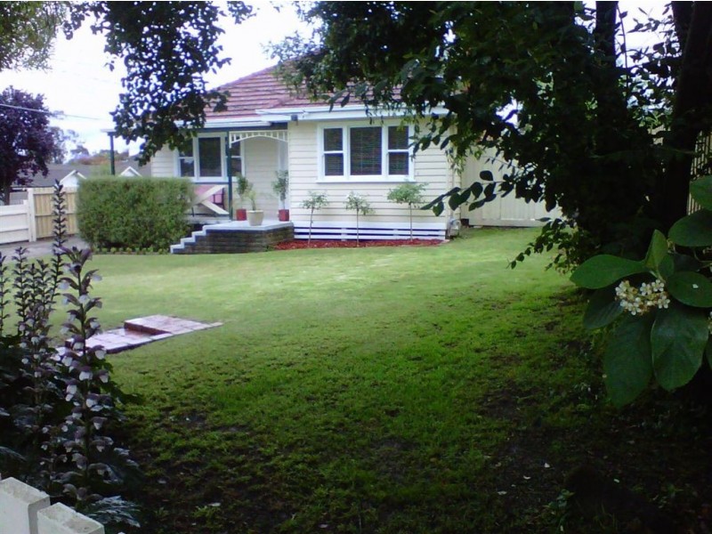 21 Harcourt Road, Boronia VIC 3155