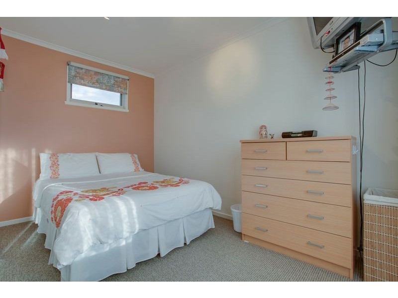 18 Tate Avenue, Wantirna South VIC 3152