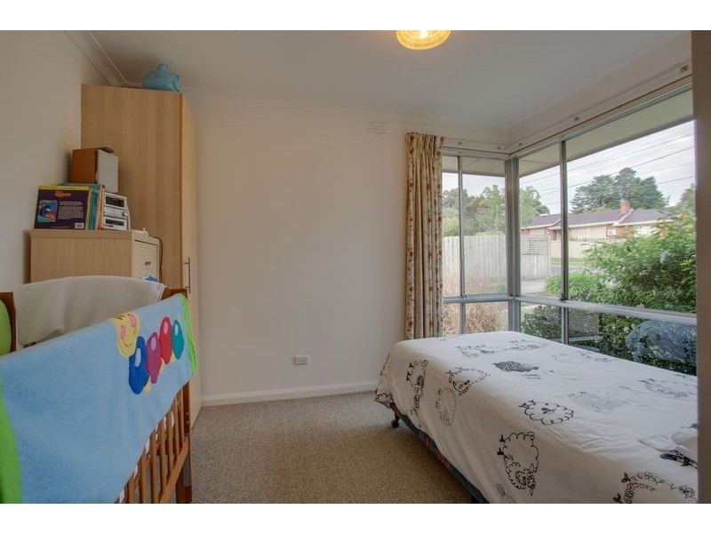 18 Tate Avenue, Wantirna South VIC 3152