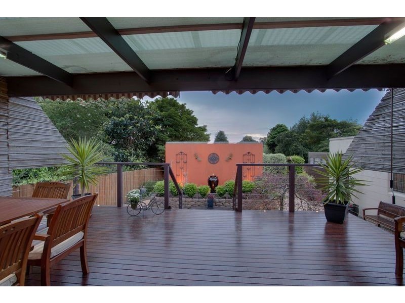 18 Tate Avenue, Wantirna South VIC 3152