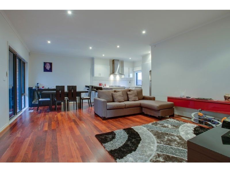 1/10 Oak Avenue, Boronia VIC 3155