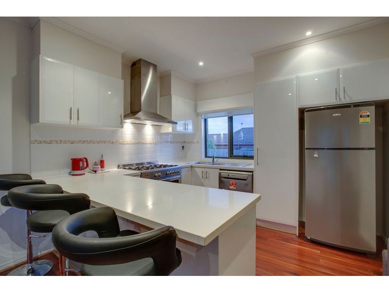 1/10 Oak Avenue, Boronia VIC 3155