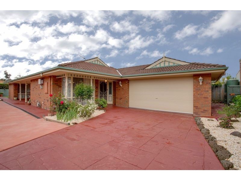 5 Huon Pine Court, Upper Ferntree Gully VIC 3156