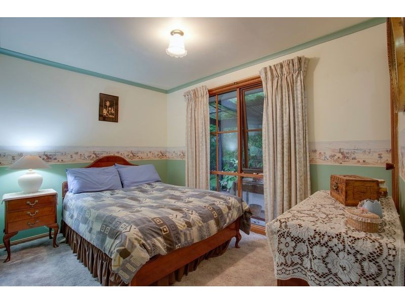 34 Collier Road, Kilsyth South VIC 3137