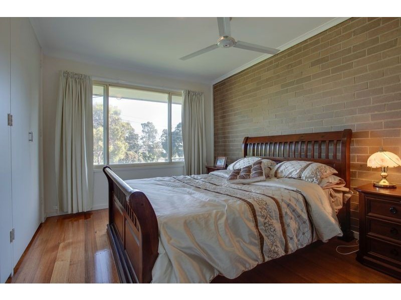 2/1643 Ferntree Gully Road, Knoxfield VIC 3180