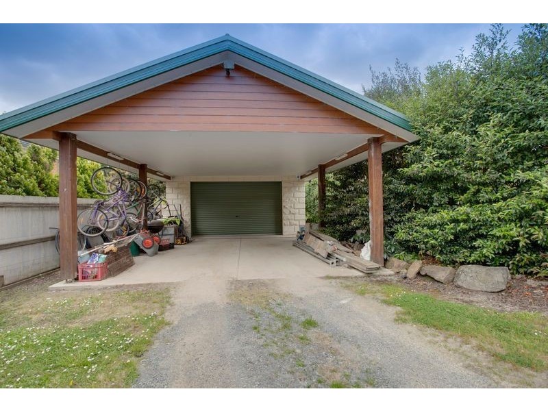 65 Basin-Olinda Road, The Basin VIC 3154