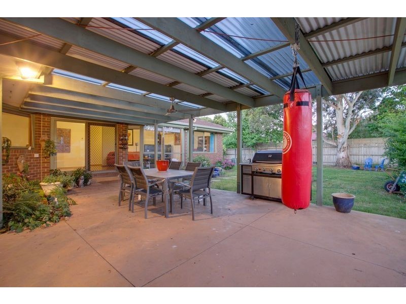 3 Eliana Court, Kilsyth South VIC 3137