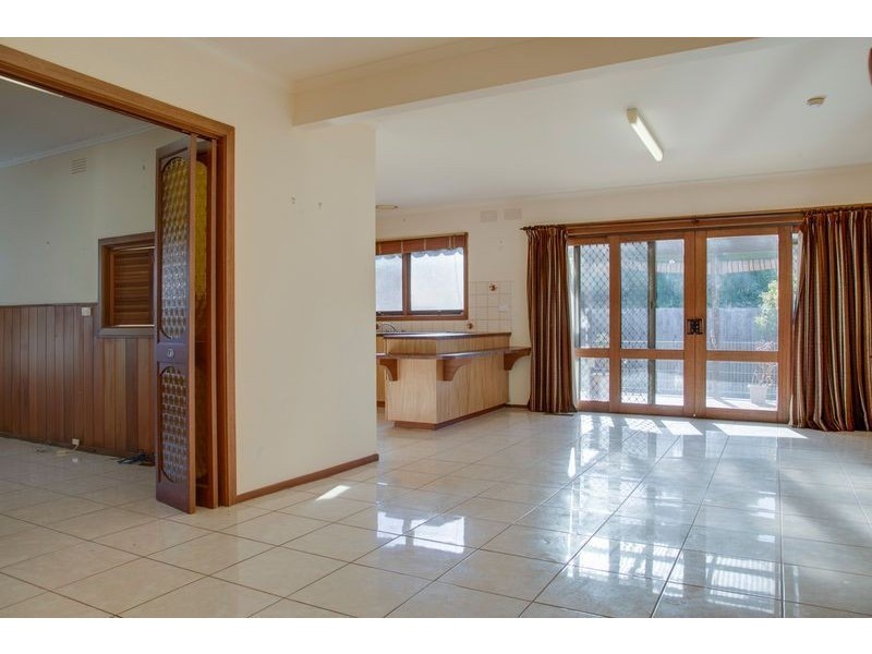 8 Maple Street, Bayswater VIC 3153