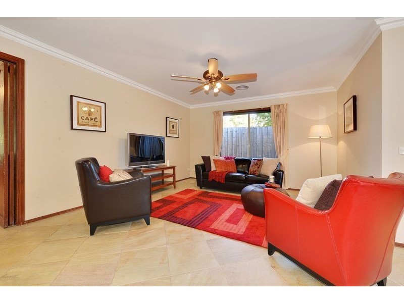 6 Clarkedale Rise, Kilsyth South VIC 3137