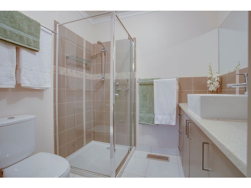 2/3 Wiltshire Avenue, Bayswater VIC 3153