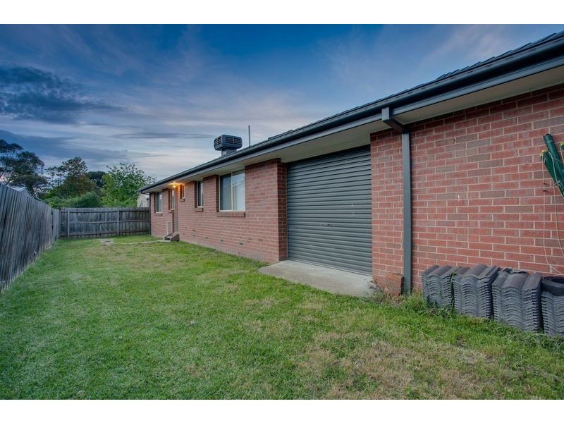 2/3 Wiltshire Avenue, Bayswater VIC 3153