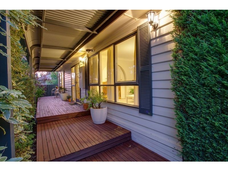 52 Elton Road, Ferntree Gully VIC 3156