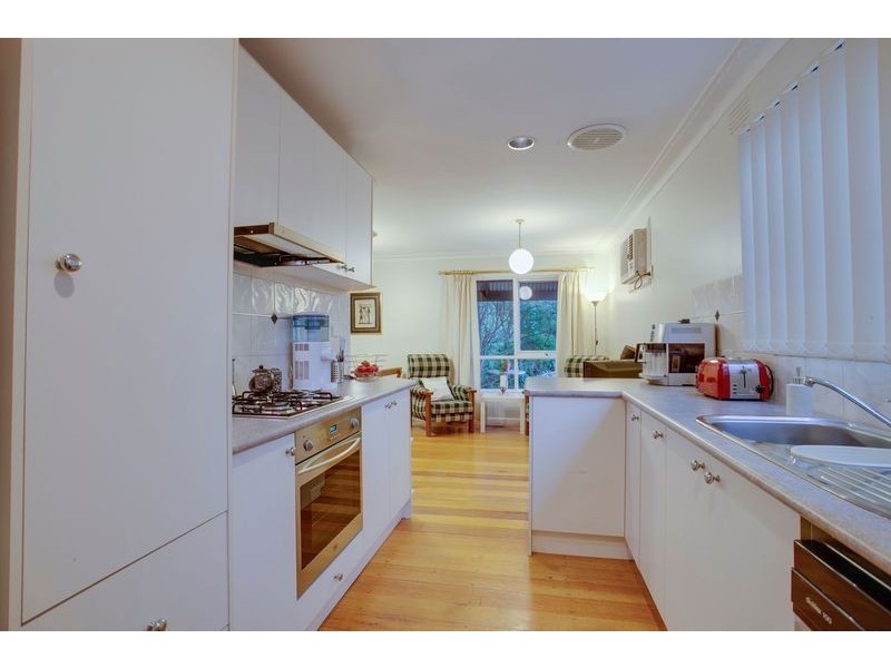 52 Elton Road, Ferntree Gully VIC 3156