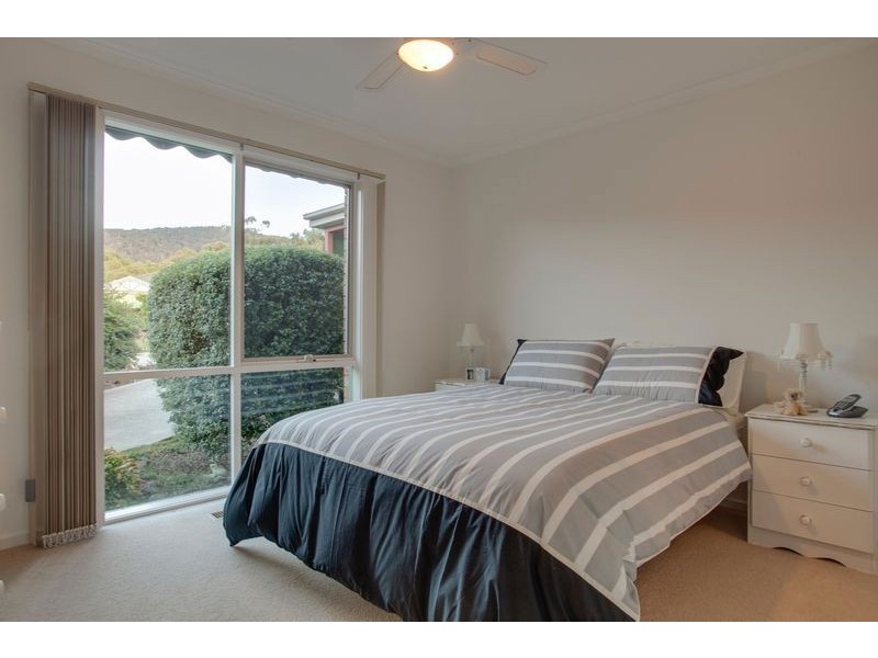 10/12 St Elmo Avenue, Ferntree Gully VIC 3156