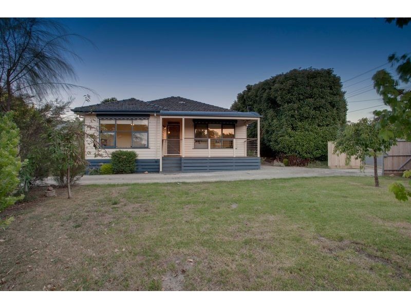 2 Park Boulevard, Ferntree Gully VIC 3156