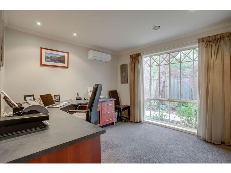 1/77 David Street North, Knoxfield VIC 3180