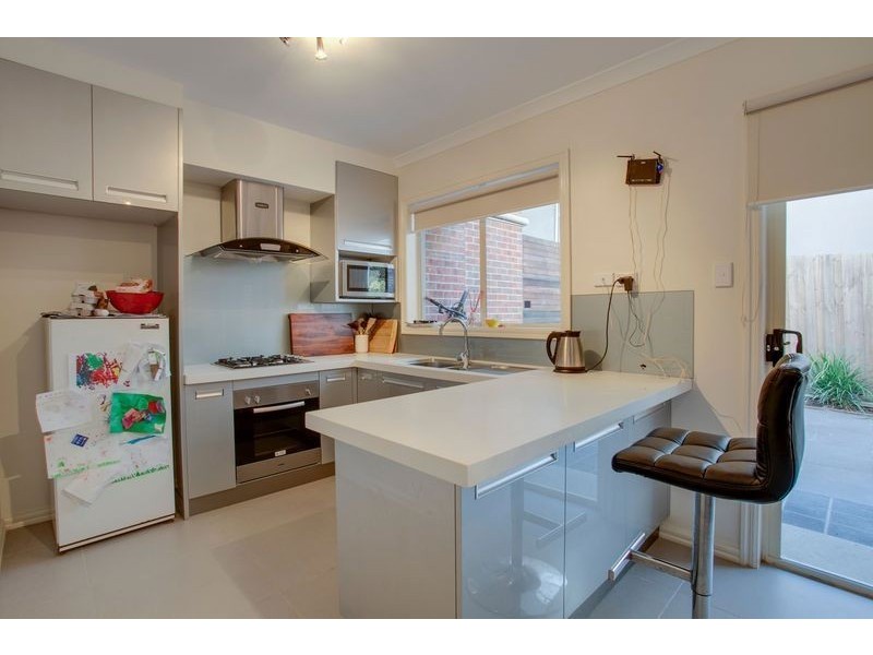 2/19 King Street, Bayswater VIC 3153