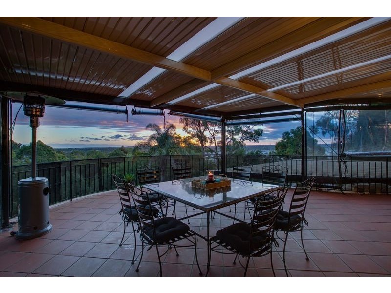 5 Summit Court, Boronia VIC 3155