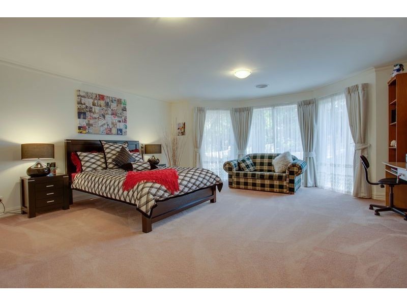 5 Summit Court, Boronia VIC 3155