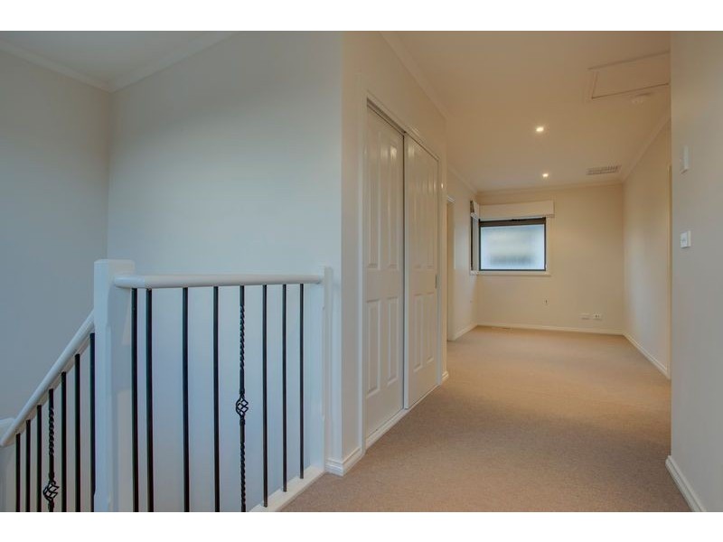 1/10 Oak Avenue, Boronia VIC 3155