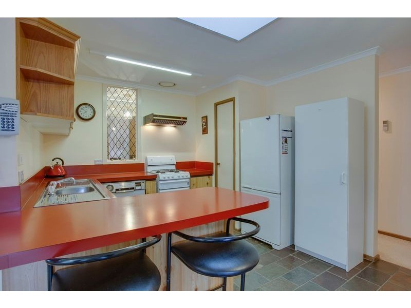 15 Newstead Way, Wantirna South VIC 3152