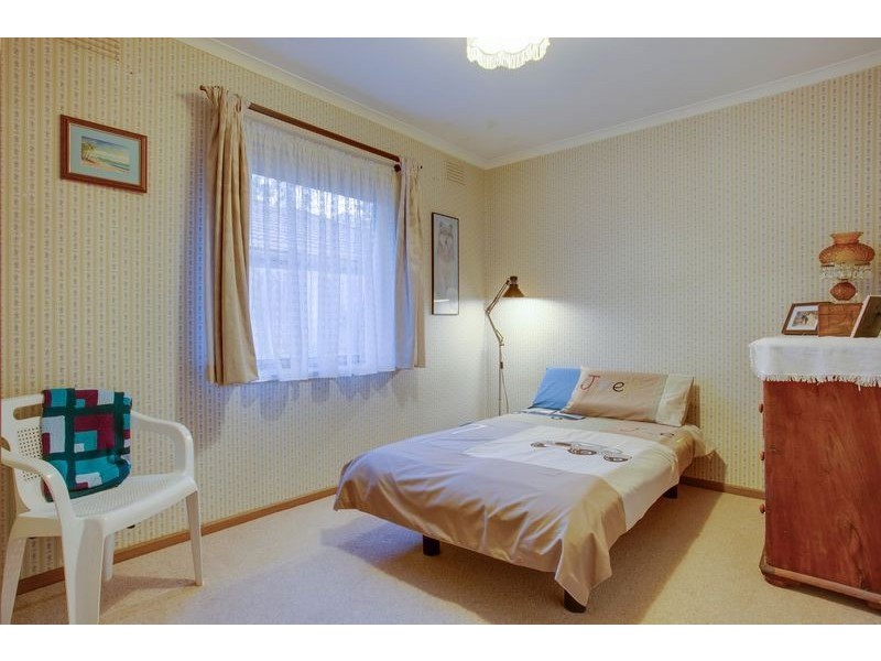 15 Newstead Way, Wantirna South VIC 3152