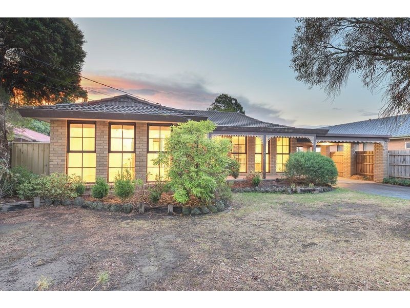 69 King Parade, Knoxfield VIC 3180