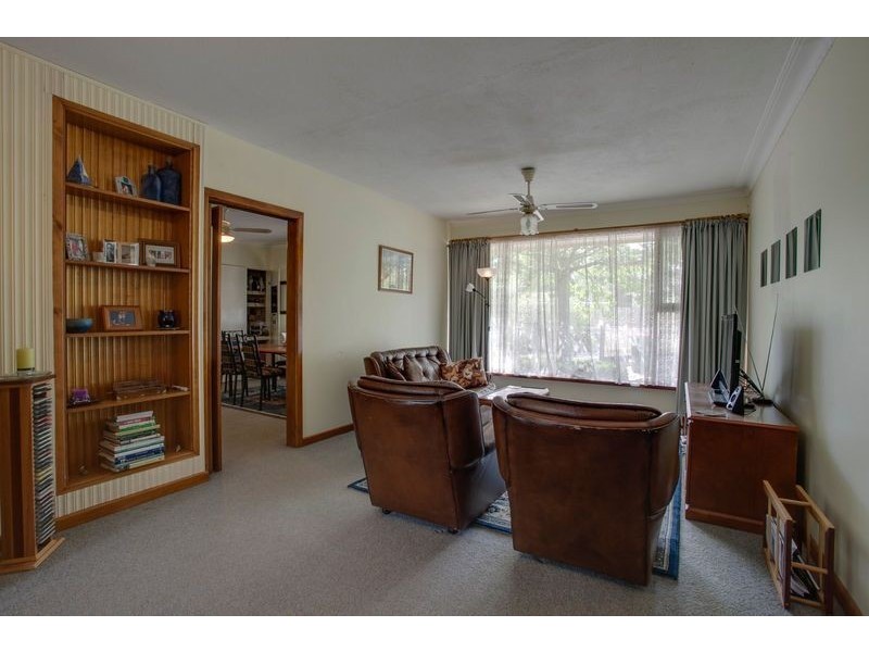 39 Burke Road, Ferntree Gully VIC 3156