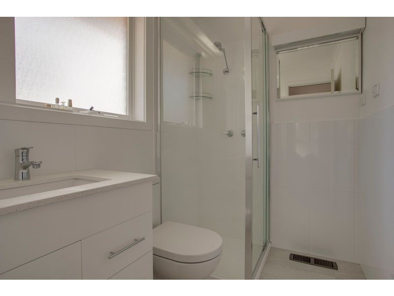 2 Edgeware Court, Wantirna VIC 3152