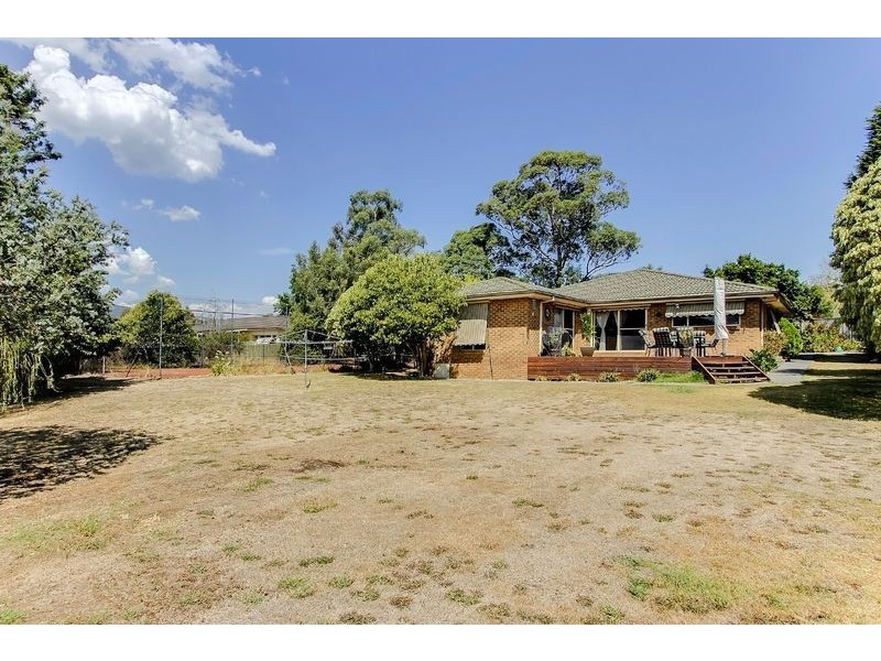 2/33A Devenish Road, Boronia VIC 3155