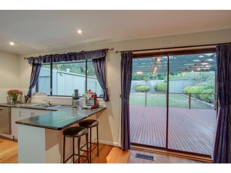 46 Barclay Avenue, Croydon VIC 3136