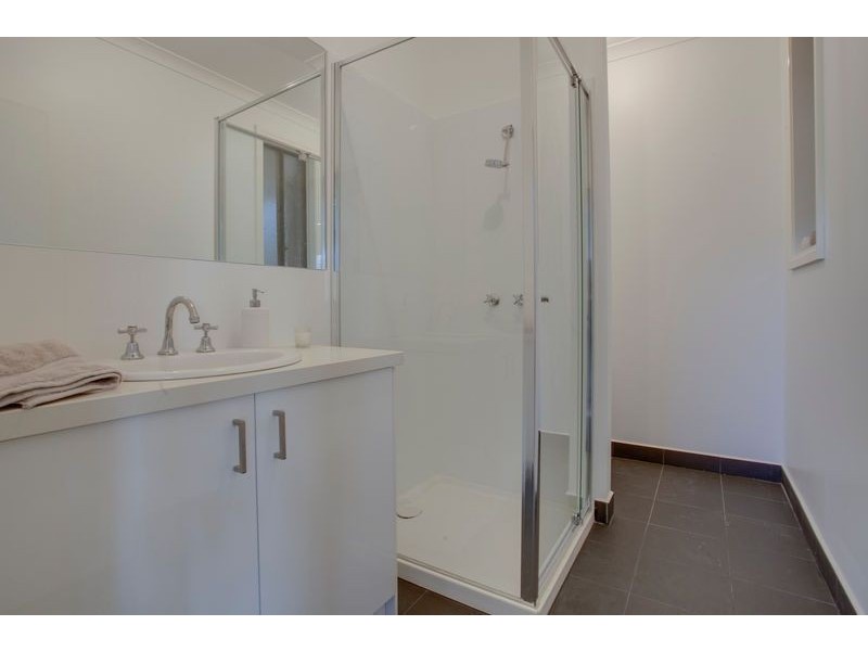 3/18 Wattletree Road, Ferntree Gully VIC 3156