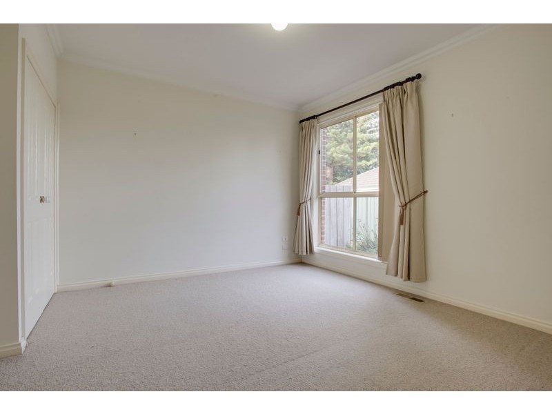 2/2 Neilson Street, Bayswater VIC 3153