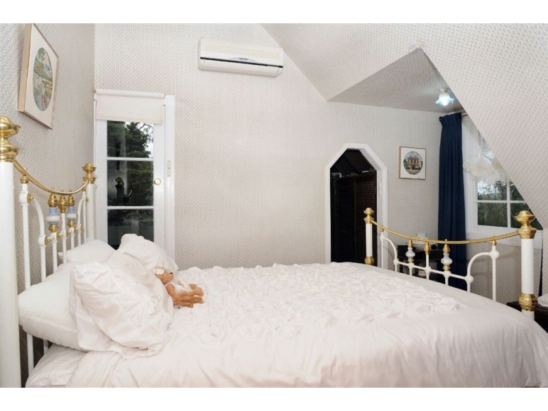 4 Glass Road, Upper Ferntree Gully VIC 3156