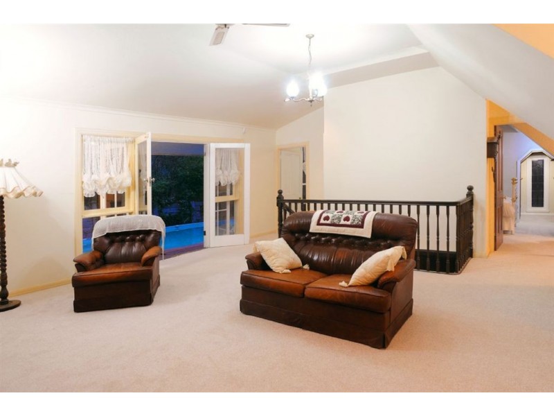 4 Glass Road, Upper Ferntree Gully VIC 3156