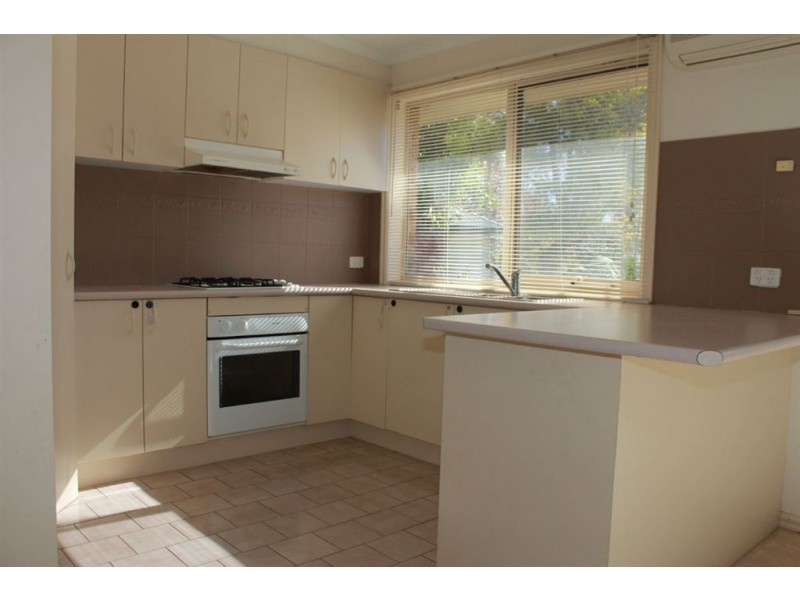 2/62 Tulip Crescent, Boronia VIC 3155