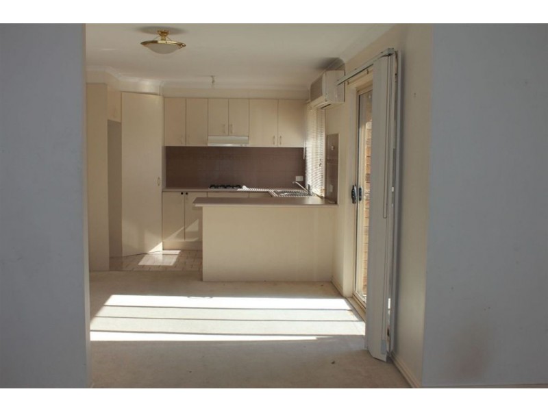 2/62 Tulip Crescent, Boronia VIC 3155