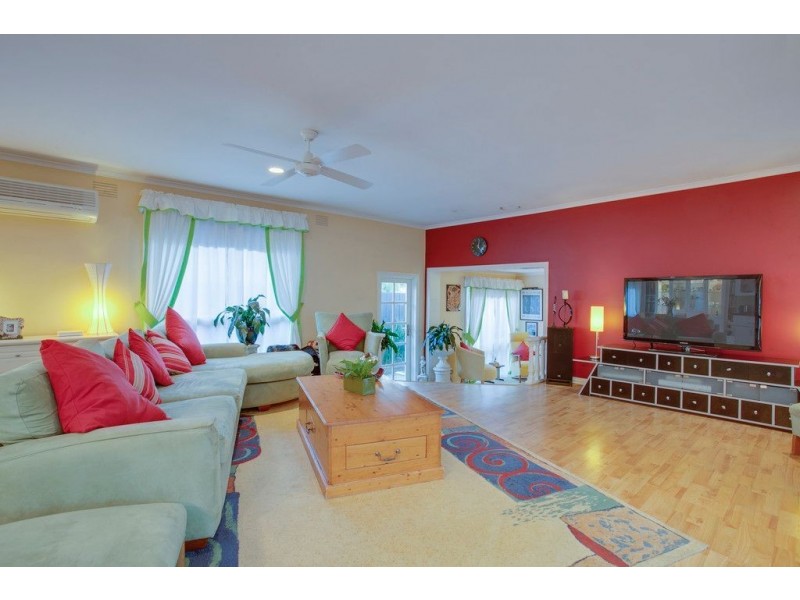 32 Yarana Street, Ferntree Gully VIC 3156