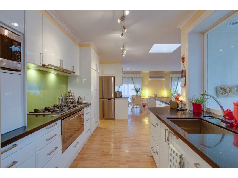 32 Yarana Street, Ferntree Gully VIC 3156