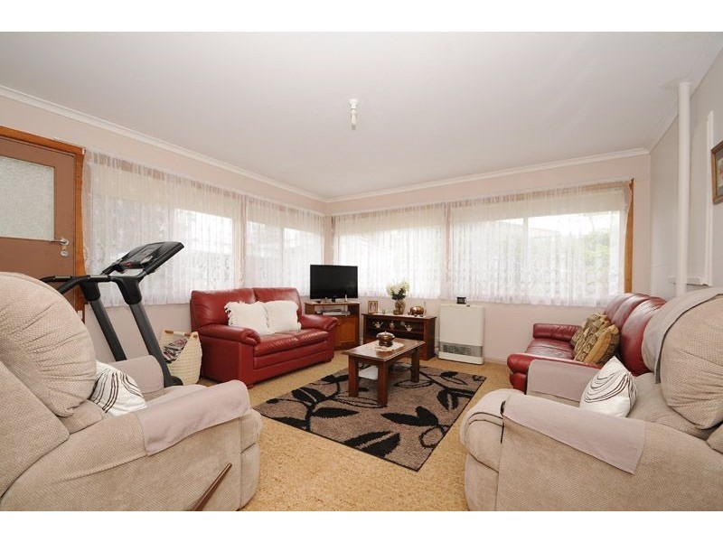 8 Tulip Crescent, Boronia VIC 3155