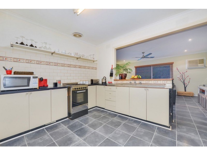 23 Bowen Avenue, The Basin VIC 3154