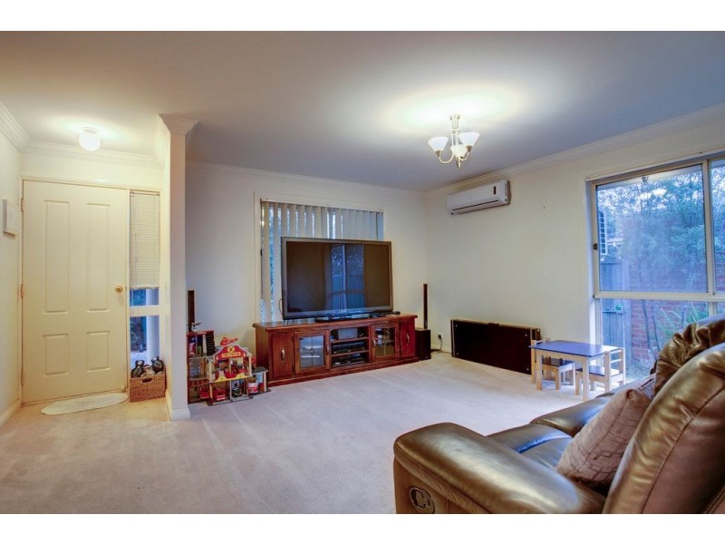 2/8 Swanley Avenue, Bayswater North VIC 3153