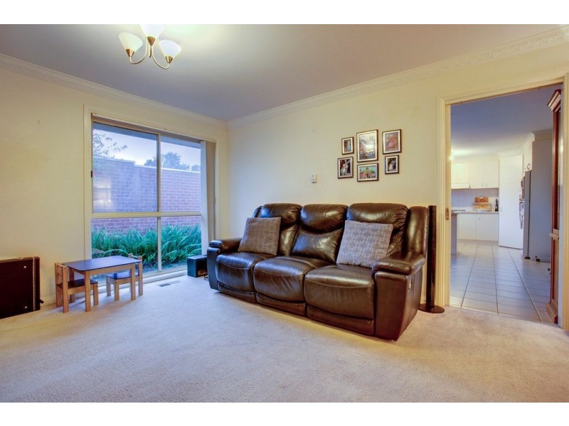 2/8 Swanley Avenue, Bayswater North VIC 3153