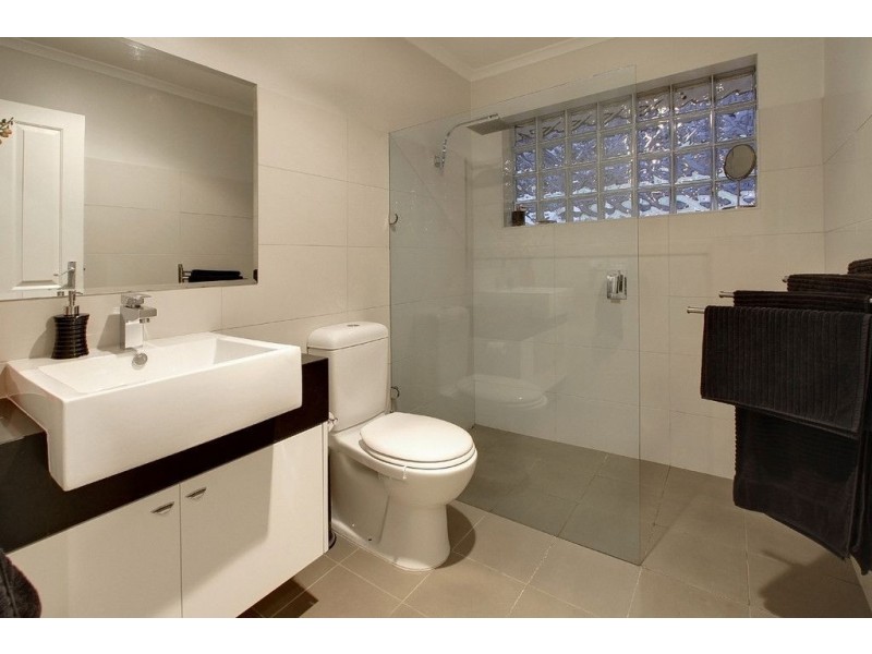 61 Stradbroke Road, Montrose VIC 3765