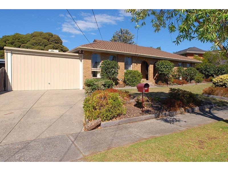 6 Centaur Court, Bayswater VIC 3153
