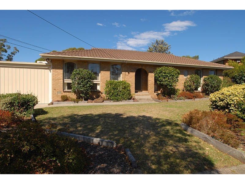 6 Centaur Court, Bayswater VIC 3153