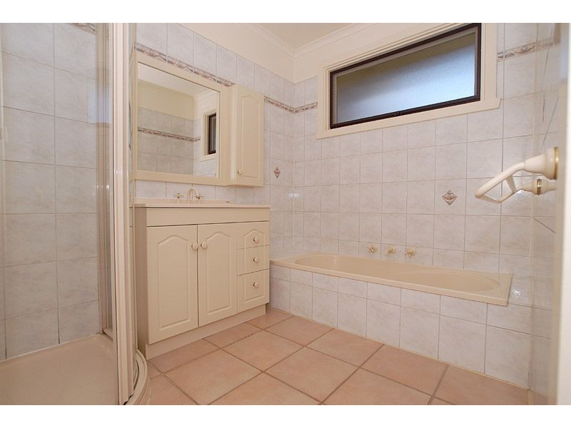 6 Centaur Court, Bayswater VIC 3153