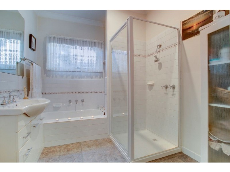 2/4 Stradbroke Road, Boronia VIC 3155